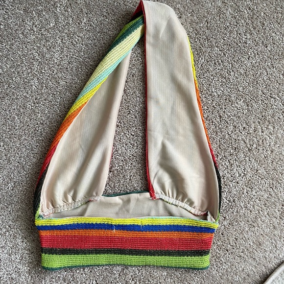 Halter top - Picture 2 of 2